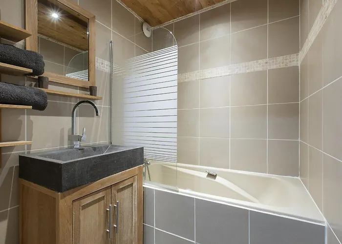 Daire Des Au Centre De