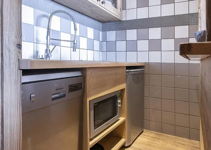 Des Au Centre De Daire *